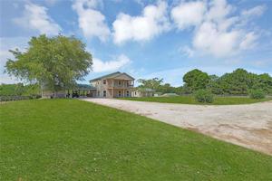 1510 Bob Christian Drive