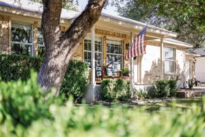 603 Whispering Hollow Circle