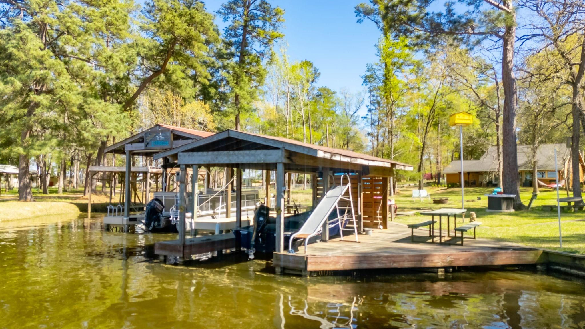 Image 4: Boat House