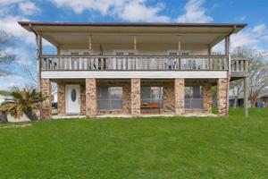 201 Lakewood Drive