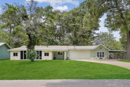 360 Governor Wood Drive