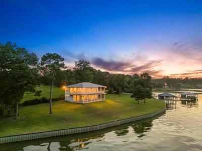 31 Creekwood Bend Court
