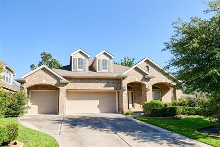 111 N Victoriana Circle