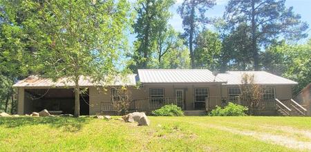 301 Oak Ridge Lane