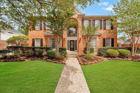 1714 Lofty Maple Trail