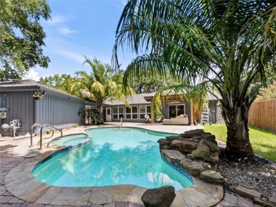 4118 Long Grove Drive