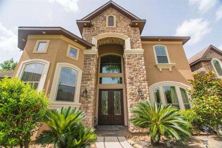 11 Tiburon Court
