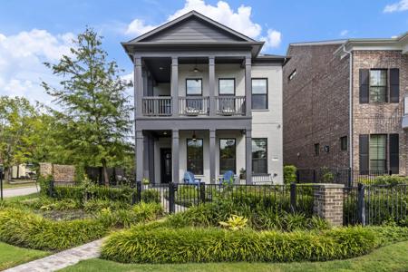 152 E Shell Port Square