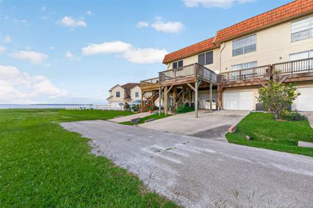 71 Regency Point