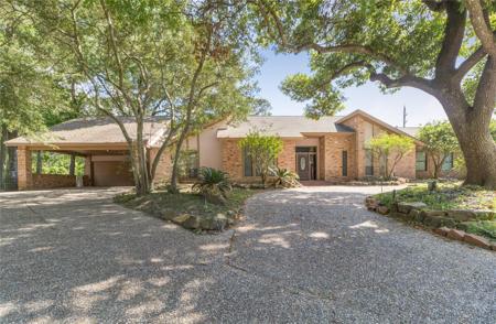 4607 Breezy Point Drive