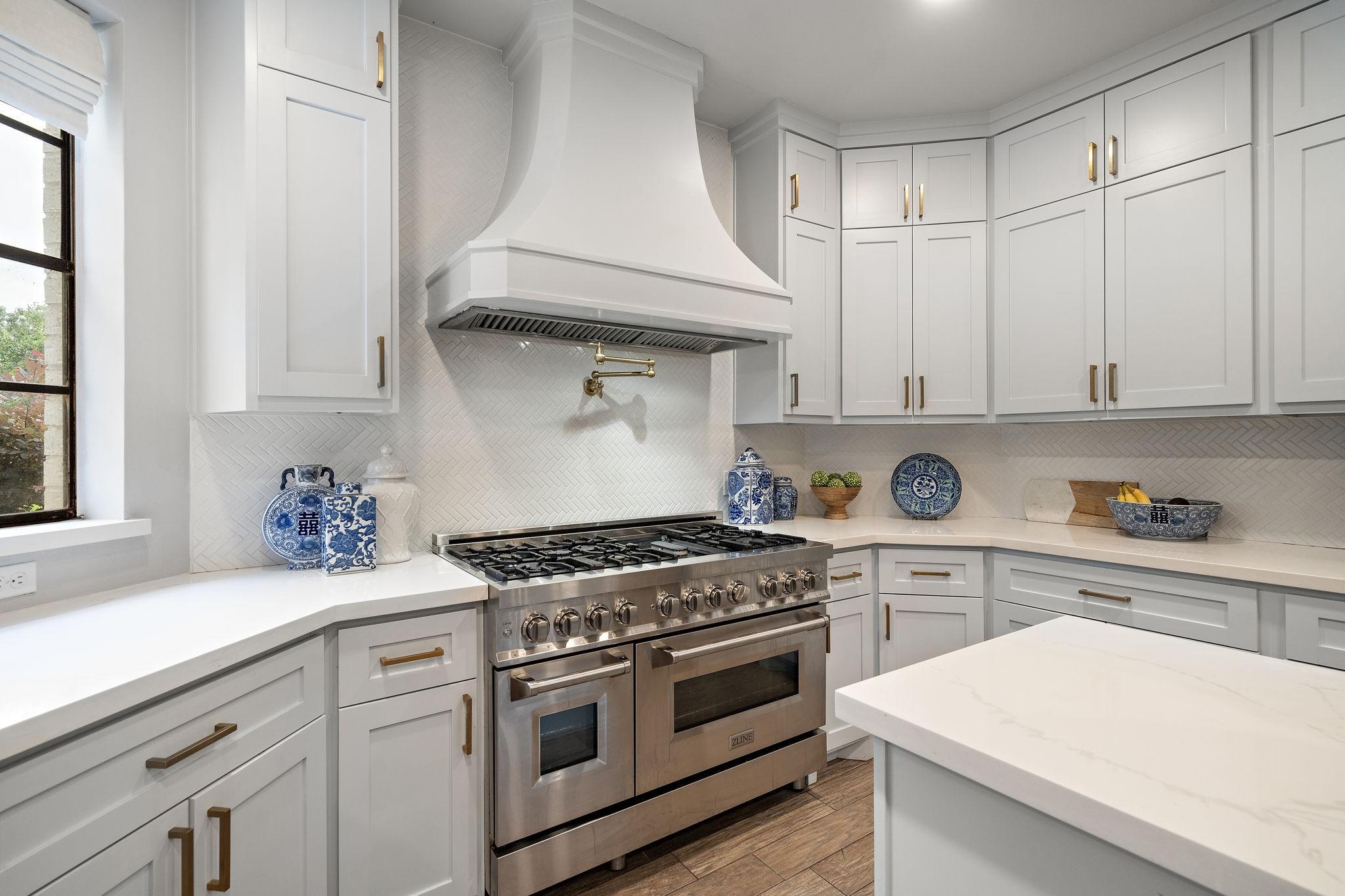 Image 3: A chef&rsquo;s dream awaits with a high-end stove as the