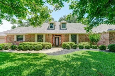 32711 Waltham Crossing