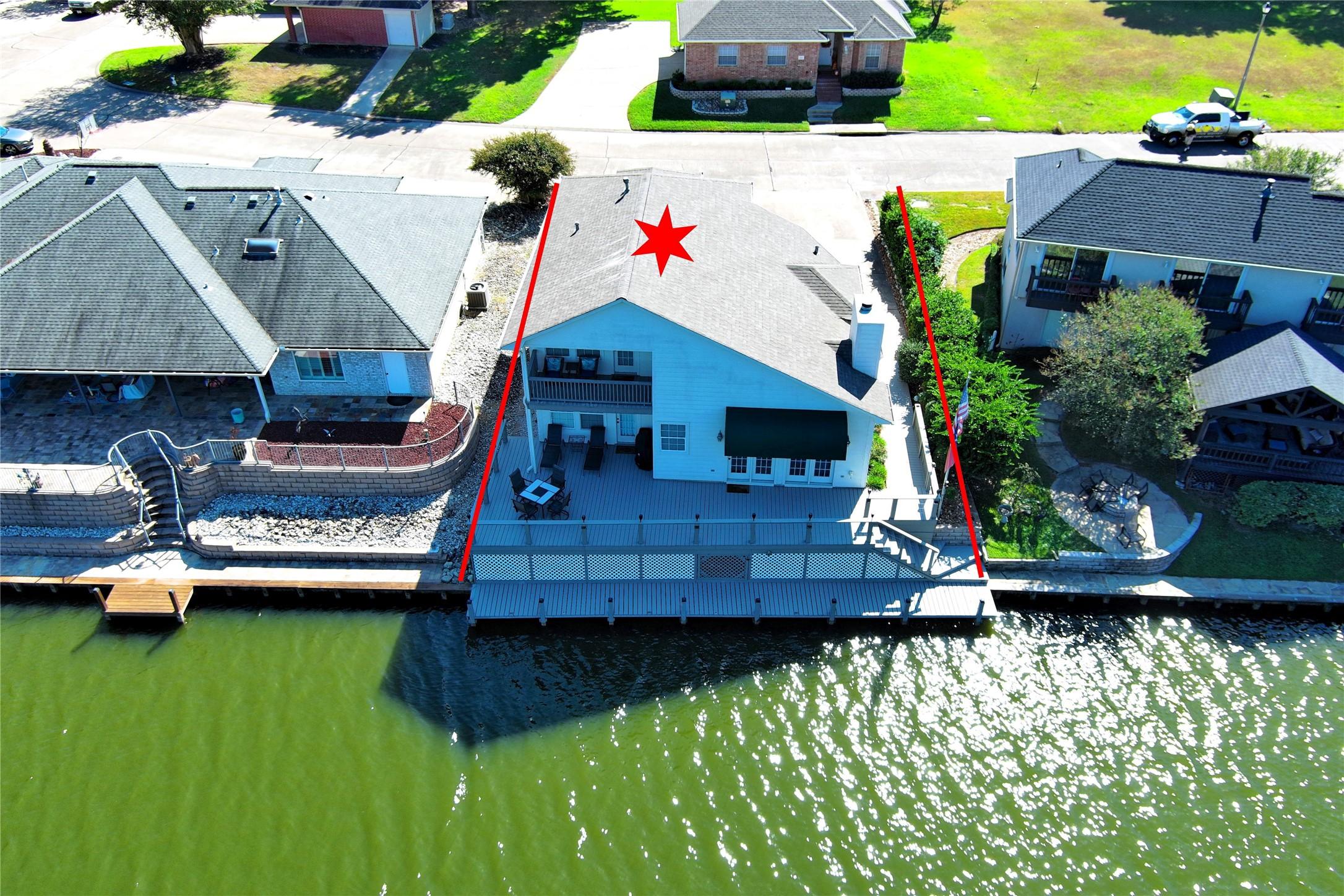 Image 2: This is the lake life that you are dreaming of. Pl