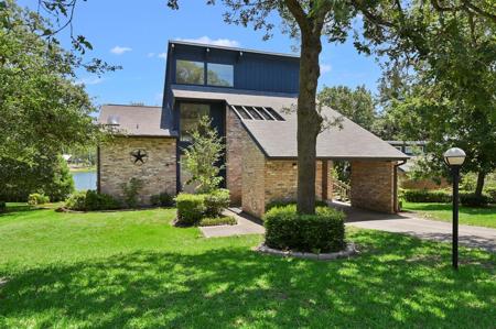 39 Lakeland Drive
