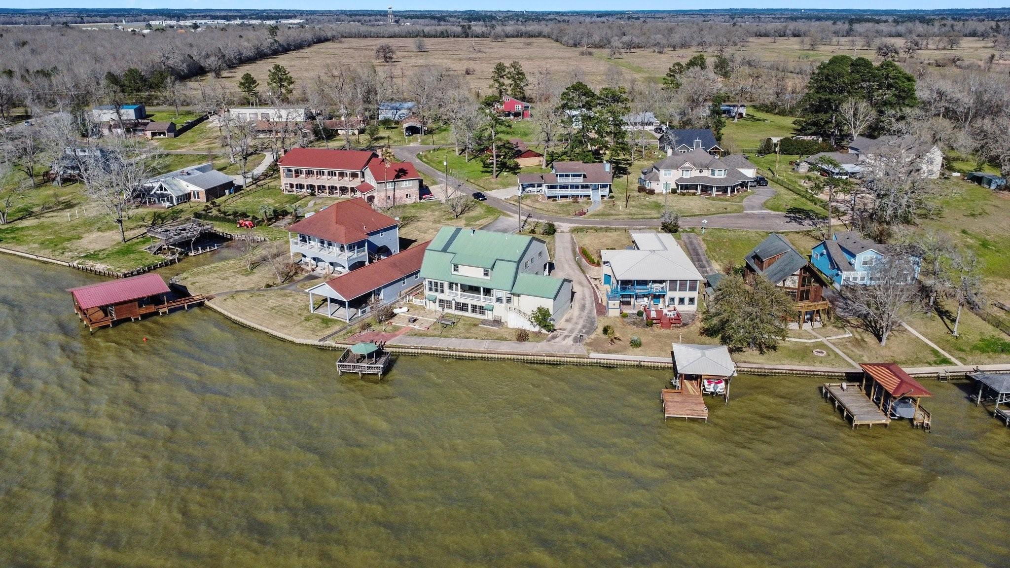 Image 3: 132' of Waterfront View