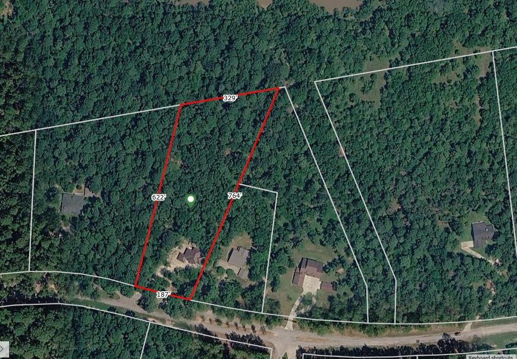 Image 3: The 3.7 acres provides plenty of room to expand an