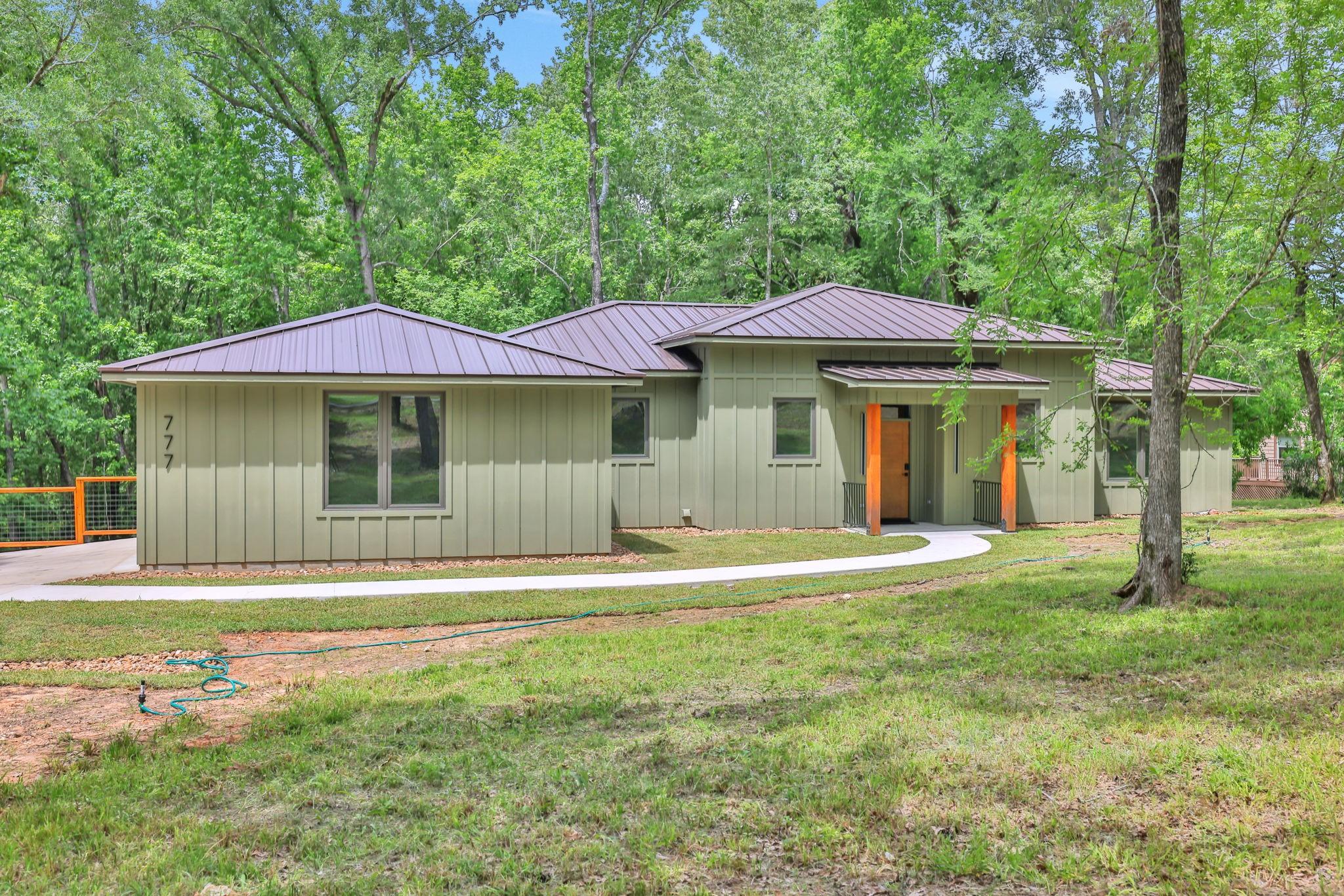 Image 4: This never lived in, brand new construction has a