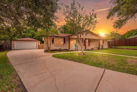 10802 Estelle Circle