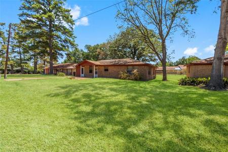 40 Oak Ridge Drive