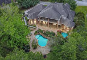 20714 Kings Crown Court