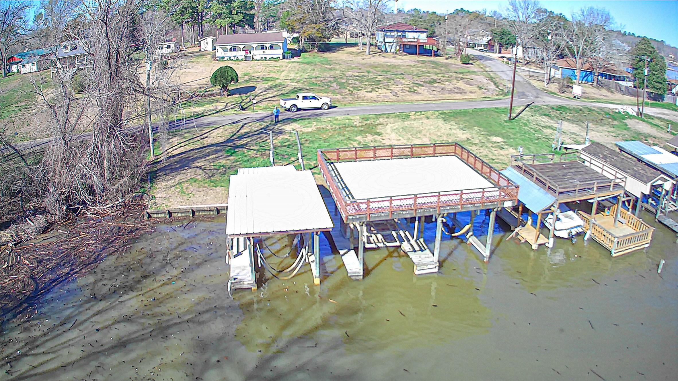 Image 2: Bring your boat and get ready for some fishing! In