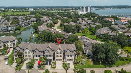 2729 Lighthouse Drive