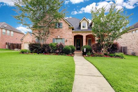 2114 Lost Maples Trail