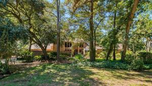 2705 S Wildwind Circle