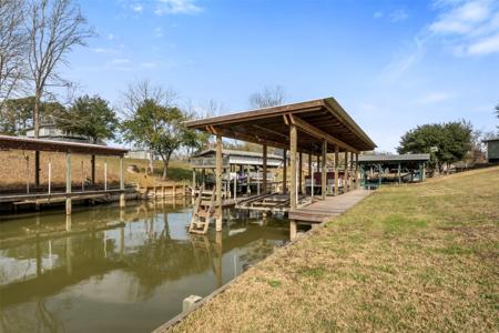 374 Harbor View Drive