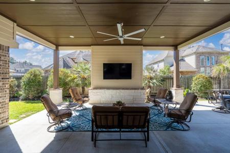 6859 Adrienne Arbor Drive