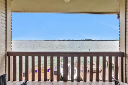 801 River Road