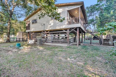 139 W Enchantment Drive