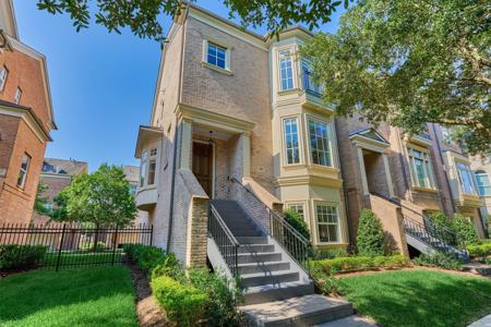 83 Colonial Row Drive
