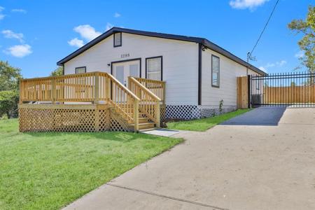 1288 Yaupon Cove Drive