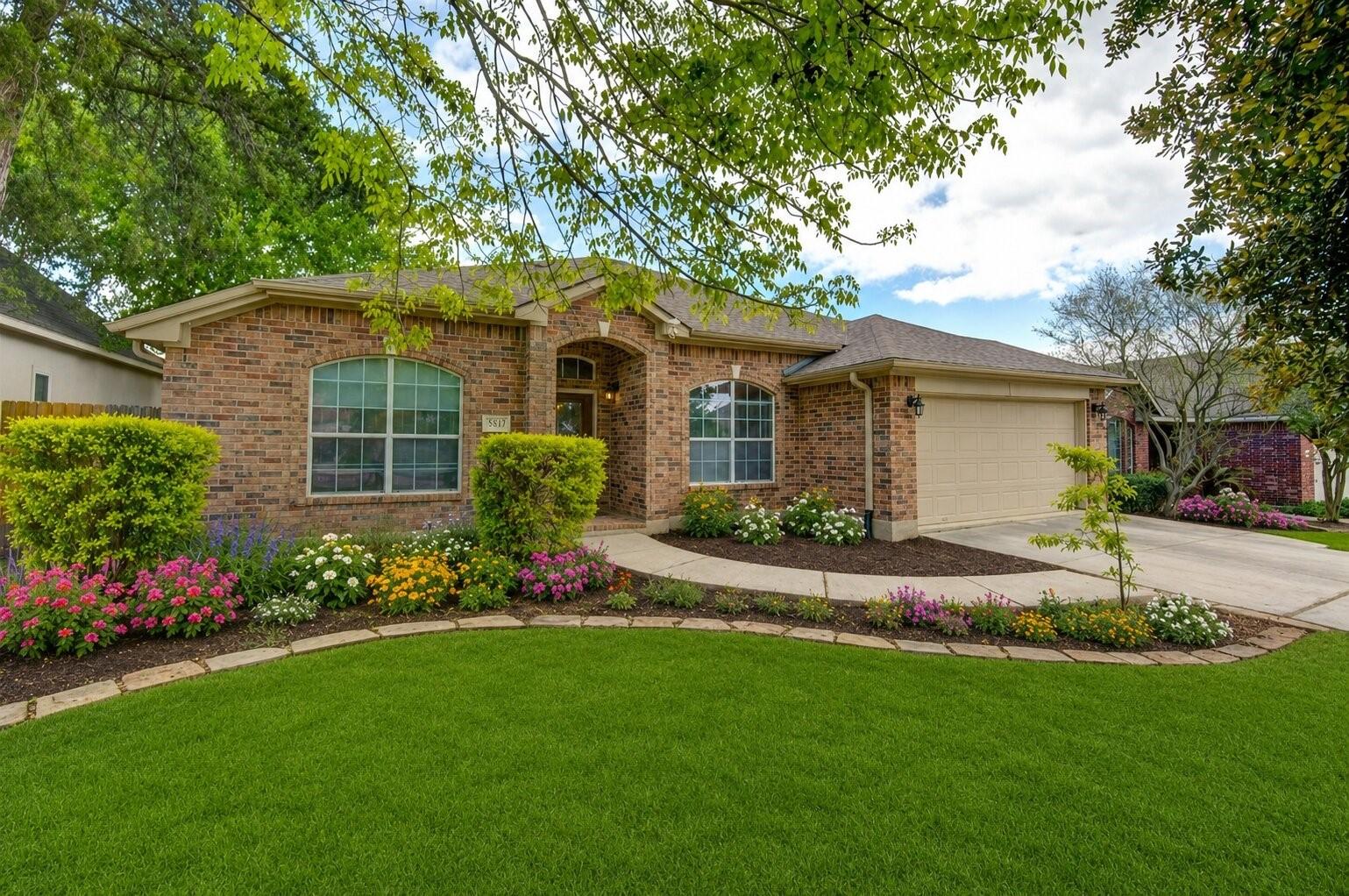 Image 1: Imagine coming home to this beautiful 4 bedroom ho