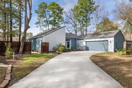 9 N Autumnwood Way