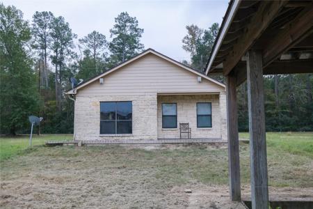 63 Lakeway Drive