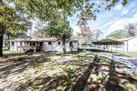 111 Lakeside Drive