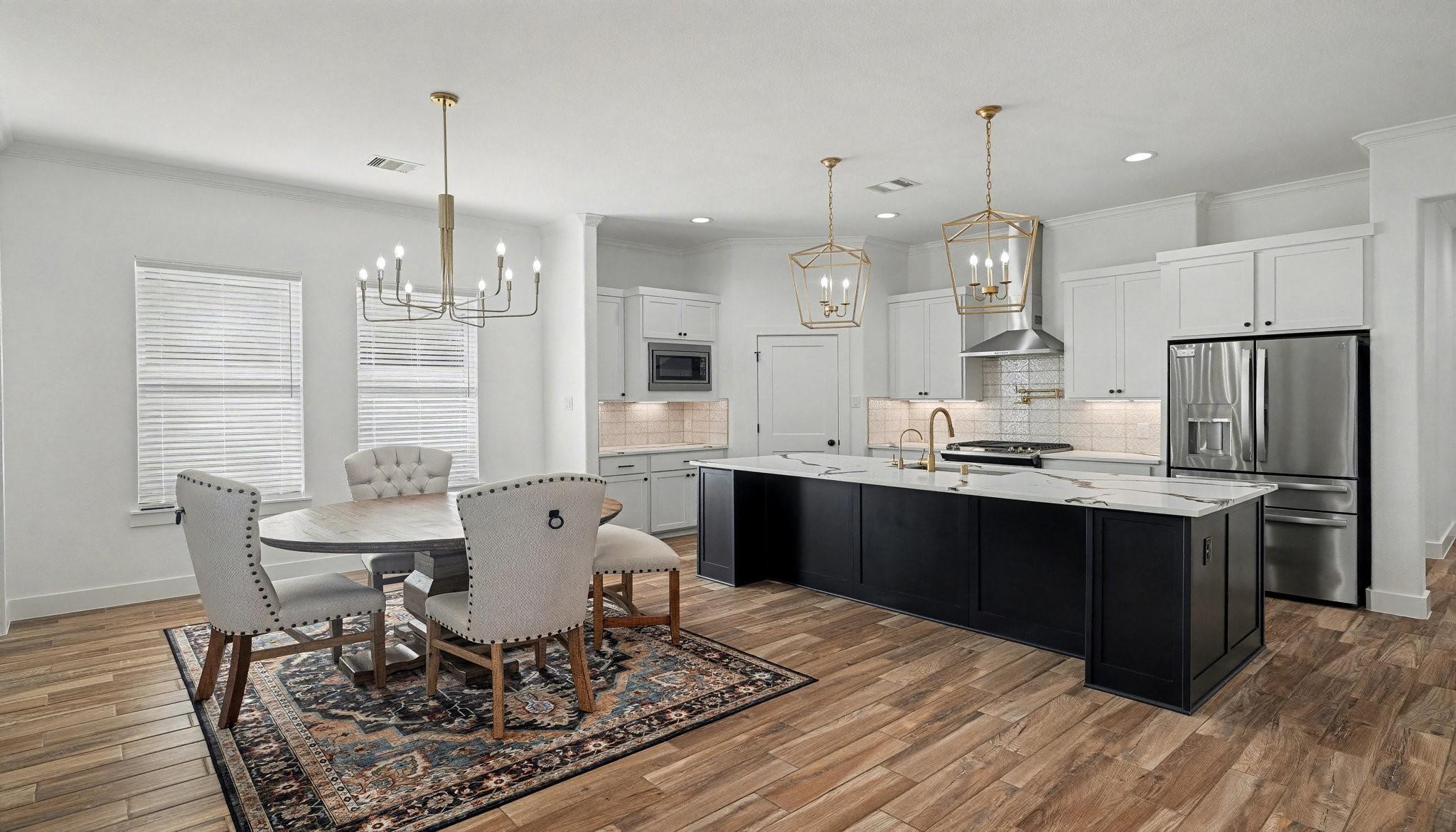 Image 3: Combination Kitchen and Dining