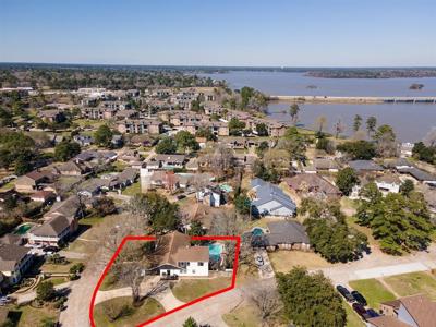 19510 Shady Cove Lane