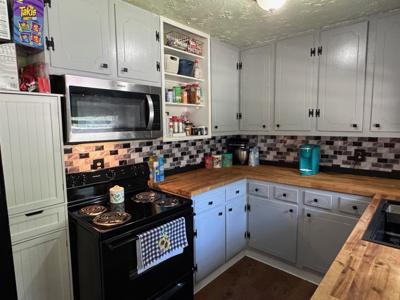 9 Cedar Lane
