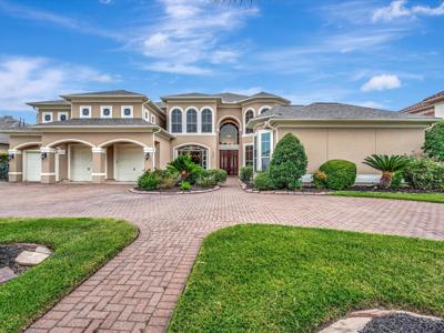 3006 S Island Drive