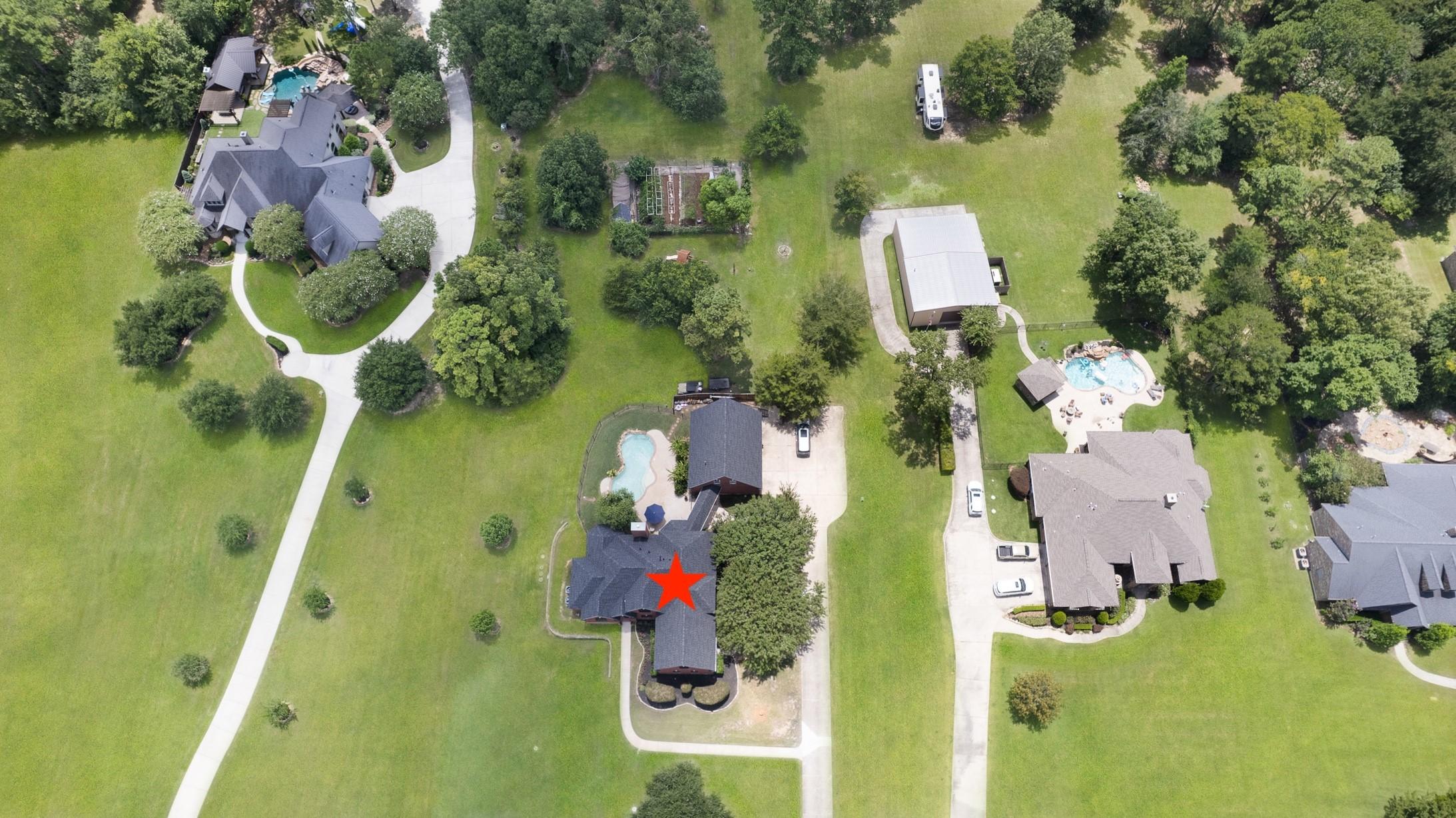 Image 2: A bird's eye view of the property.