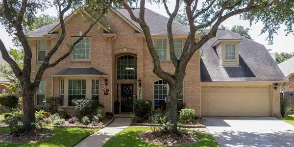 1718 Rustic Oak Lane