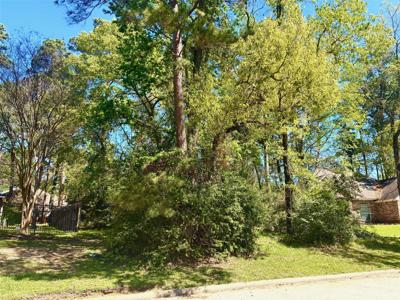 3015 Chaucer Drive
