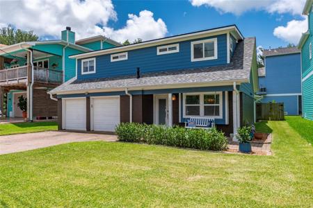 1017 Forest Road