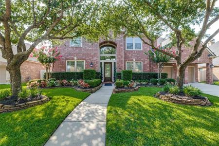 16227 Pelican Beach Lane
