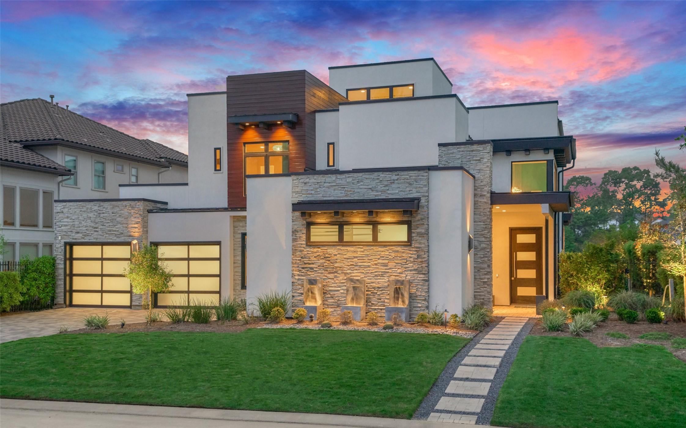 Image 3: Custom home by Aldo Novi.