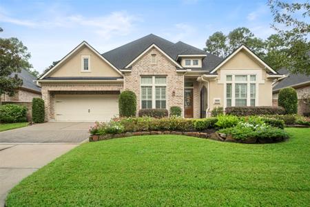 5526 Regal Landing Drive