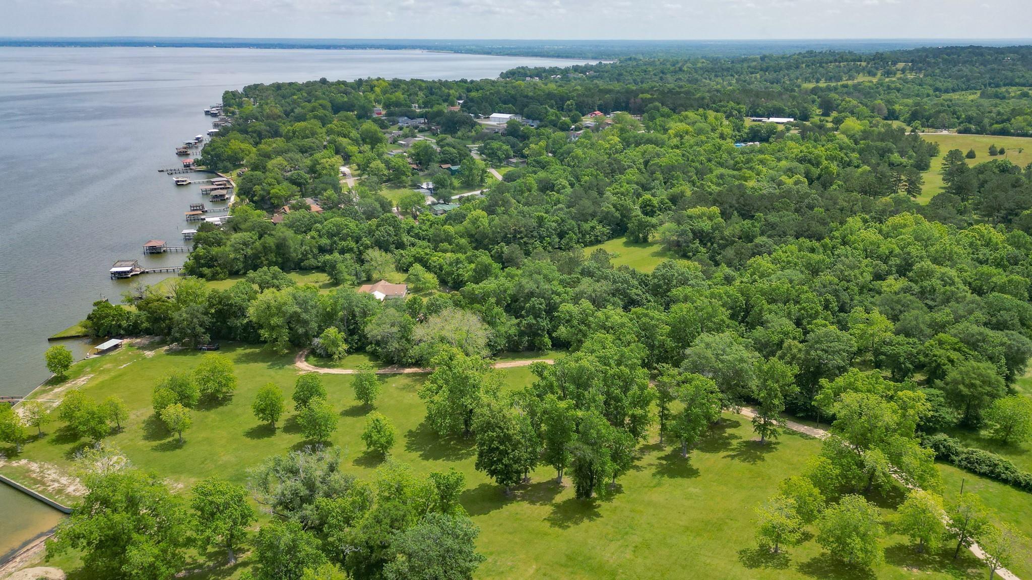 Image 3: area view